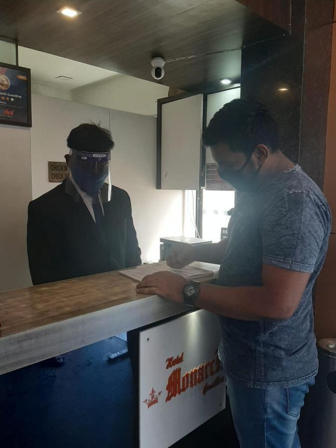 Hotel Monarch Guestline In Midc Rabale, Navi Mumbai Exteriör bild